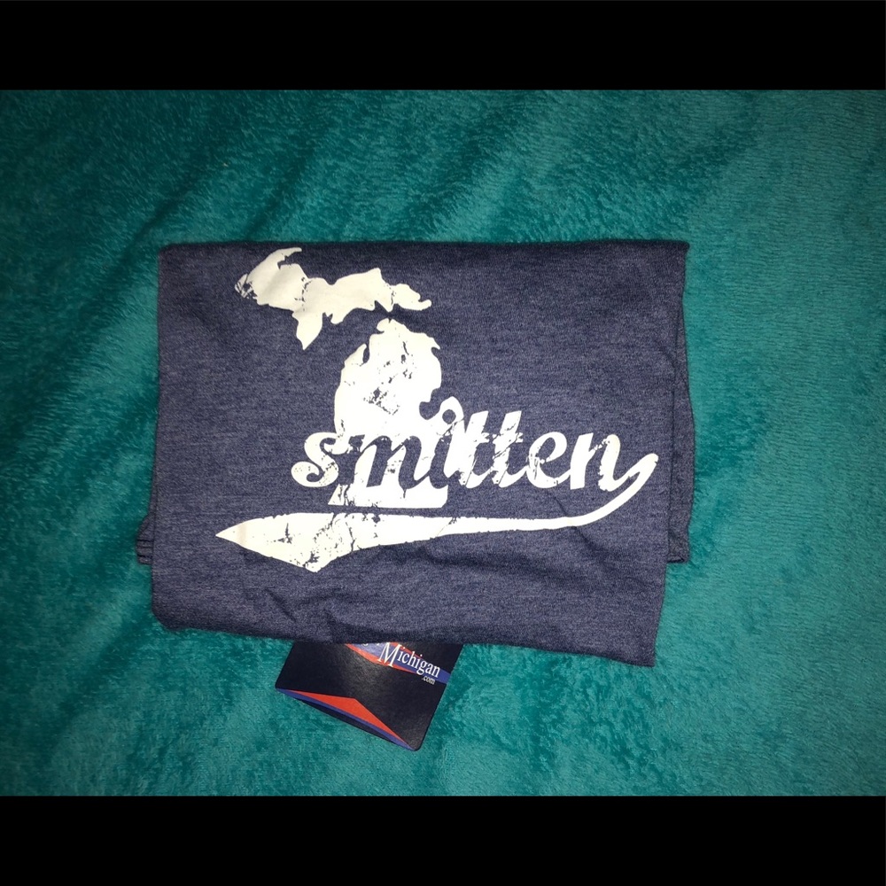 Smitten with the Mitten tee-shirt